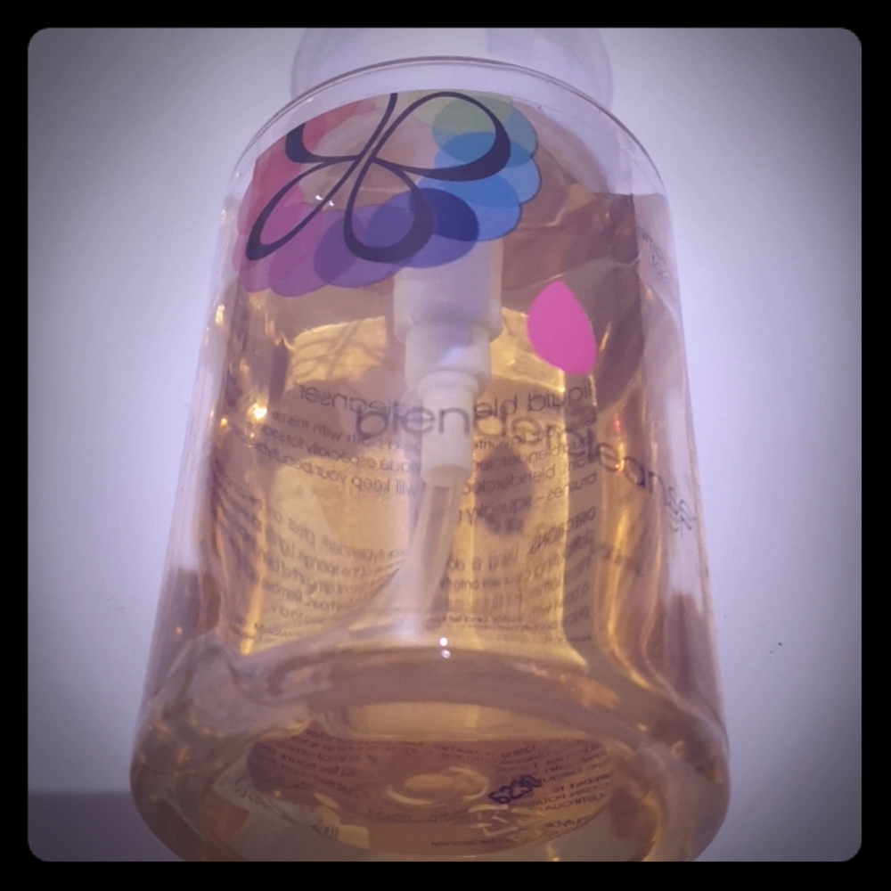 beauty blender cleaner